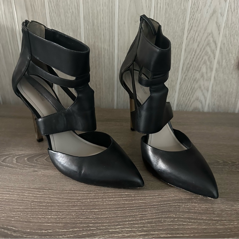 Pour la Victoria Zanie Heel Heeled Sandal 9.5 Black Cage Gold Leather Revolve - Picture 4 of 9